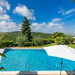 Petrarca By Interhome شقة *