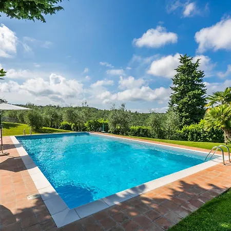 Petrarca By Interhome דירה *